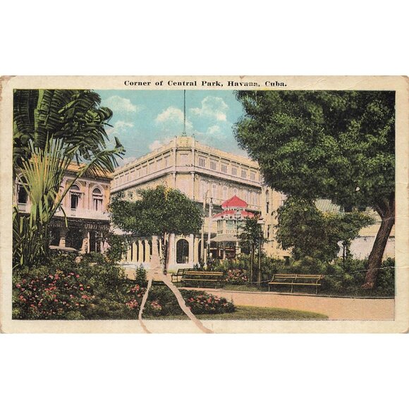 Postcard Corner of Central Park, Havana Cuba White Border Posted 1917-1929 - Picture 1 of 2